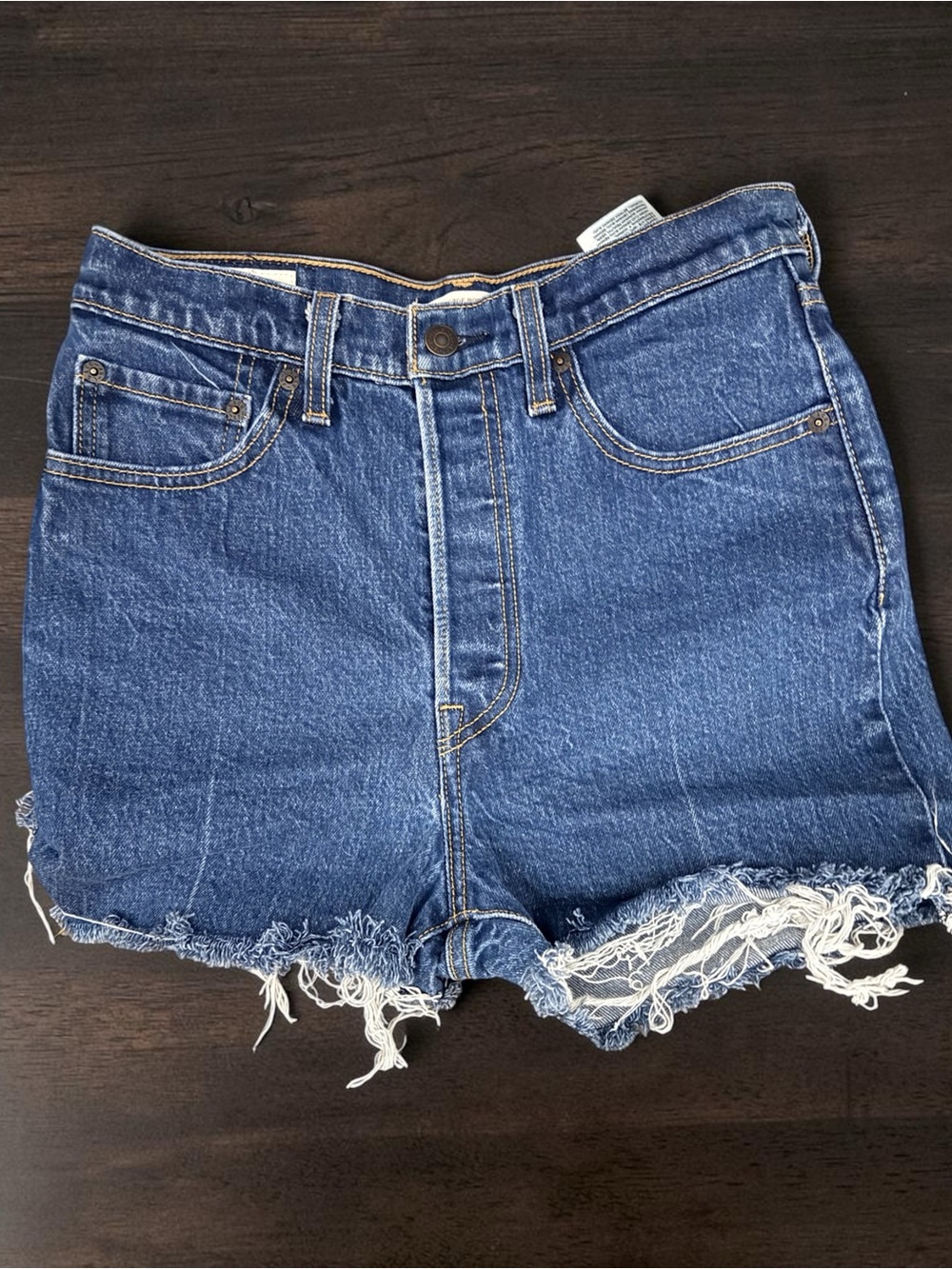 LEVI’S RIBCAGE ULTRA HIGH RISE CUT OFF FRAYED HEM DARK BLUE WASH DENIM SHORTS 28